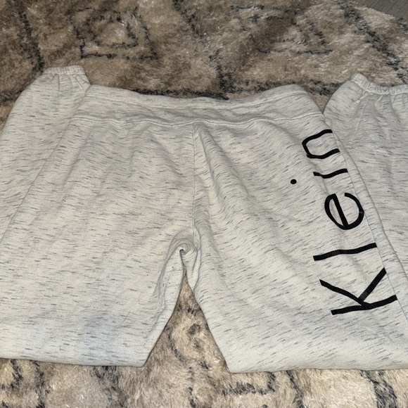 Calvin Klein sweat pants - Picture 4 of 4